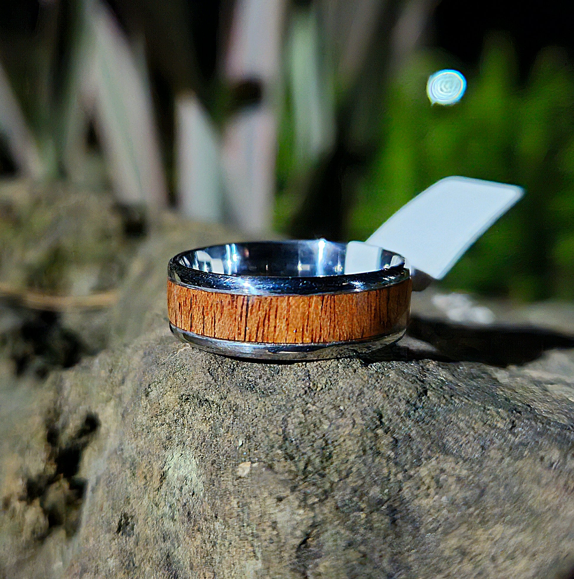 Stainless steel Sekelbos wood inlay